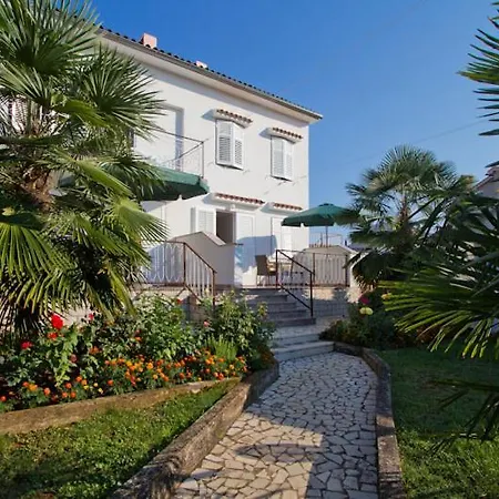 Renato Apartment