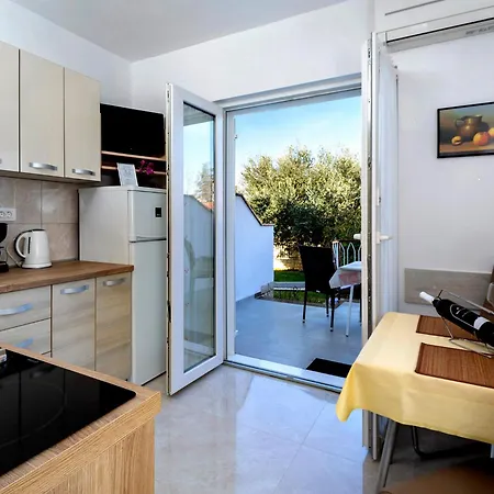 Renato Apartment *